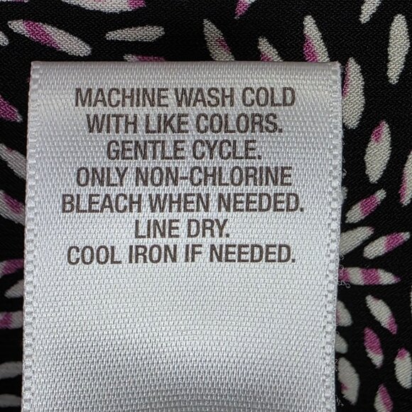 Womens Catherines Black White & Pink Abstract Floral Blouse Top Short Sleeve 3X - Picture 7 of 8